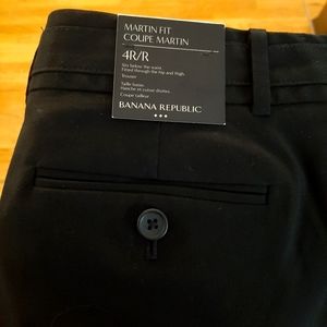 NWT Black dress pants. Banana Republic